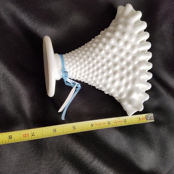 Fenton Hobnail Milk Glass 6" Fan Vase - Picture 5 of 6